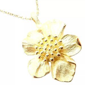 Authentic! Vintage Tiffany & Co 18K Yellow Gold Dogwood Flower Pendant Necklace